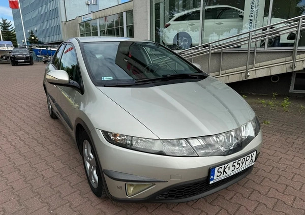 Honda Civic cena 15500 przebieg: 208000, rok produkcji 2006 z Alwernia małe 121